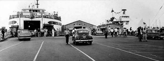 Illustration for article titled Ferry staging in the 50's